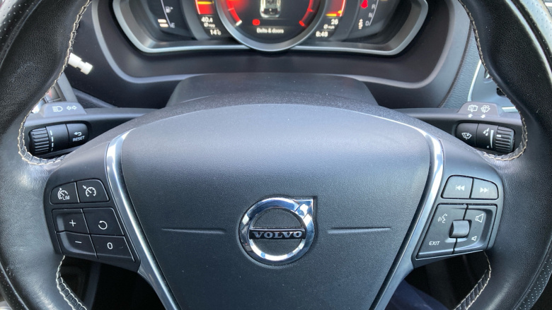 Volvo V40 D4 [190] R DESIGN Pro 5dr Geartronic Diesel Hatchback